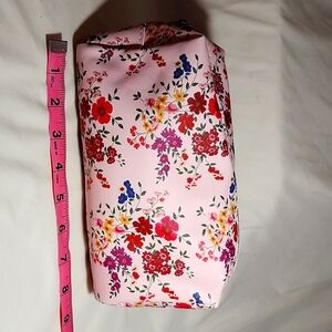 Makeup bag